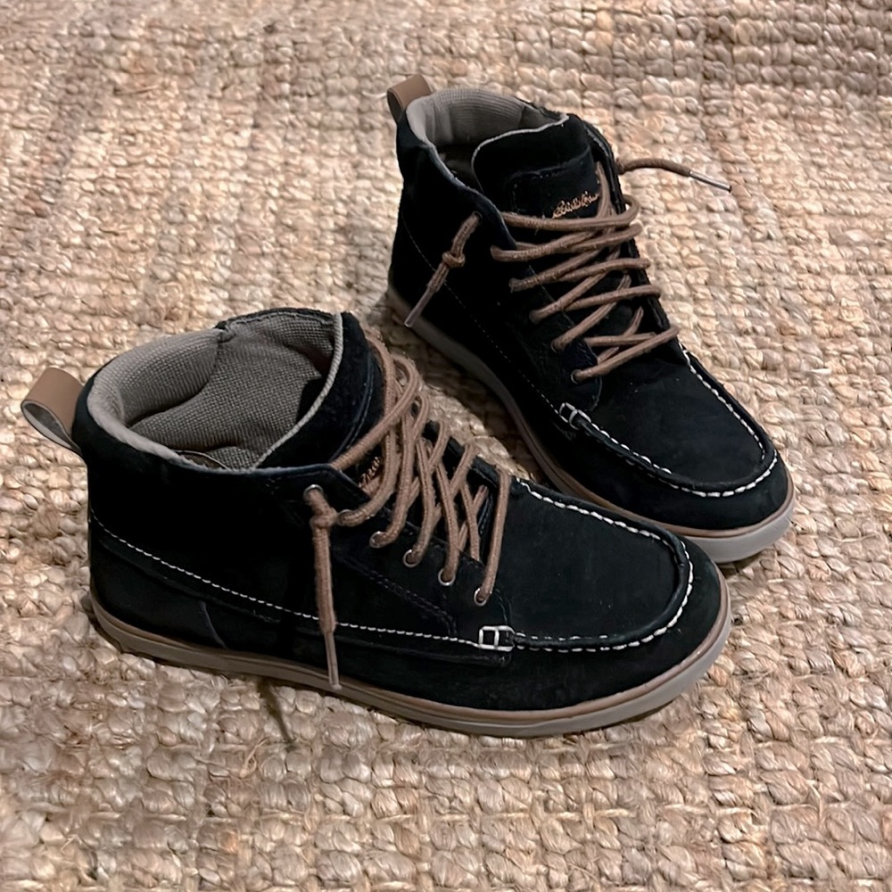 Eddie Bauer Laurel Chukka size 7